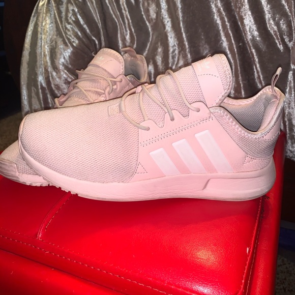 adidas baby pink shoes